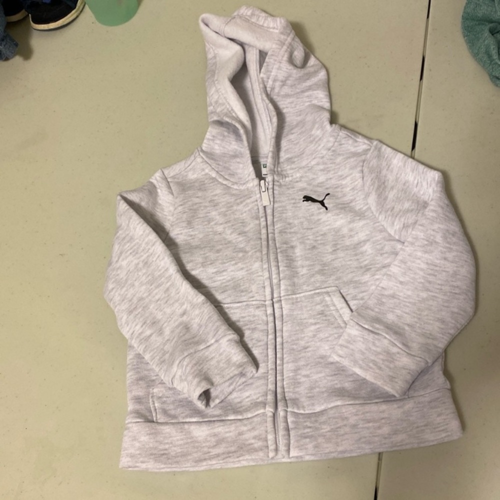 Kids puma zip up hoodie and joggers set - Picture 3 of 8